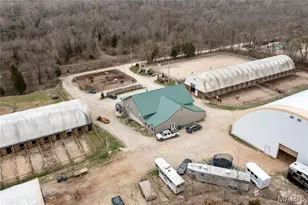 15811 Jedberg Ln, Ballwin, MO 63021 - Photo 10