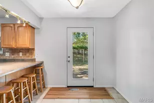 2639 Glenoak Dr, Maryland Heights, MO 63043 - Photo 8