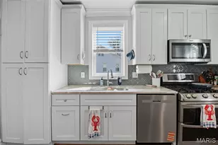 542 S Fillmore Ave, Kirkwood, MO 63122 - Photo 8