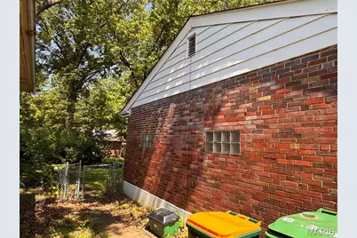 1119 Astoria Drive, Saint Louis, MO 63137 - Photo 28