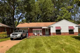1119 Astoria Dr, Saint Louis, MO 63137 - Photo 22
