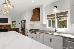 1512 St James Pl Ct, Wildwood, MO 63038 - Photo 16