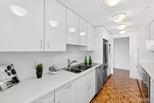 200 S Brentwood Blvd, Clayton, MO 63105 - Photo 16