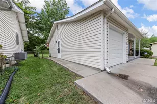 12095 El Camara Dr, Florissant, MO 63033 - Photo 26