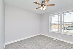 28722 Woodland Heights Dr, Warrenton, MO 63383 - Photo 8