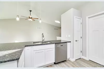 28722 Woodland Heights Drive, Warrenton, MO 63383 - Photo 34