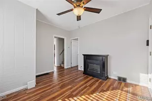 1347 Graham St, Saint Louis, MO 63139 - Photo 6