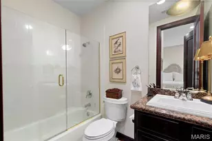 4540 Lindell Blvd, Saint Louis, MO 63108 - Photo 22