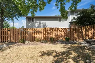 2206 Gascony Dr, Lake Saint Louis, MO 63367 - Photo 22