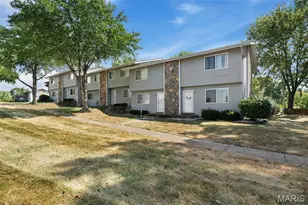 2206 Gascony Dr, Lake Saint Louis, MO 63367 - Photo 2