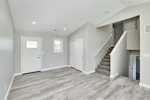 28719 Woodland Heights Dr, Warrenton, MO 63383 - Photo 2