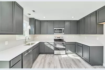 28719 Woodland Heights Drive, Warrenton, MO 63383 - Photo 14