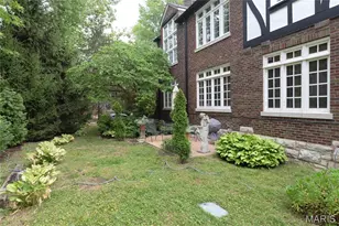 7574 York Dr, Clayton, MO 63105 - Photo 6