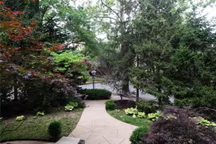 7574 York Dr, Clayton, MO 63105 - Photo 12