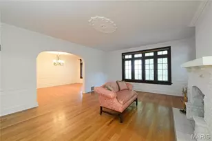 7574 York Dr, Clayton, MO 63105 - Photo 14