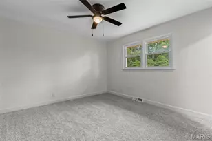 5046 Lomar Ln, Saint Louis, MO 63129 - Photo 14