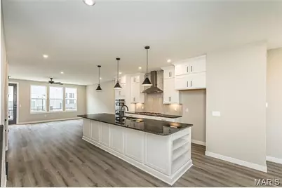 8923 Gateway Heights #94-805, Richmond Heights, MO 63144 - Photo 6