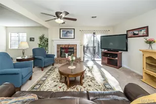 1611 Walpole Dr, Chesterfield, MO 63017 - Photo 2