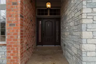 14422 Rue De Gascony Ct, Chesterfield, MO 63017 - Photo 2