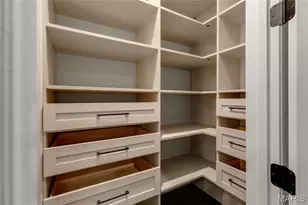 14422 Rue De Gascony Ct, Chesterfield, MO 63017 - Photo 12