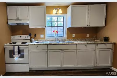 3213 Airway Avenue, Saint Louis, MO 63114 - Photo 4