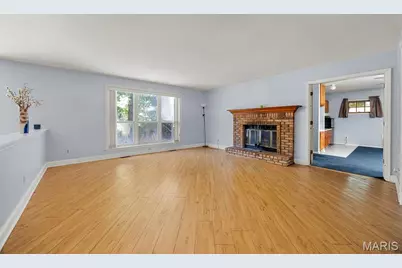 2701 Wellington Drive, Florissant, MO 63033 - Photo 12