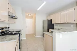 11253 Liberty Landing Dr, Florissant, MO 63033 - Photo 6