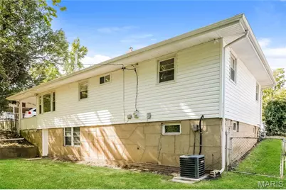 1224 Weleba Avenue, Saint Louis, MO 63121 - Photo 14