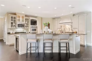 29 Muirfield Ln, Town and Country, MO 63141 - Photo 26