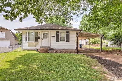 279 Elmdale Court, Florissant, MO 63031 - Photo 2