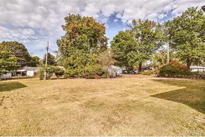 279 Elmdale Court, Florissant, MO 63031 - Photo 14