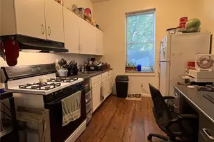 1418 Bremen Ave, Saint Louis, MO 63107 - Photo 4