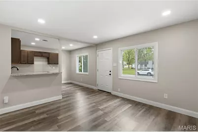 9806 Winkler Drive, Saint Louis, MO 63136 - Photo 6