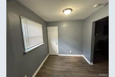 135 Anistasia Drive, Hazelwood, MO 63135 - Photo 4