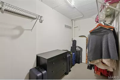 4200 Laclede Avenue #106, Saint Louis, MO 63108 - Photo 32