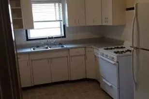 1132 Moorlands Dr, Saint Louis, MO 63117 - Photo 4