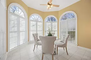 605 Spyglass Summit Dr, Chesterfield, MO 63017 - Photo 4