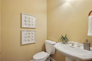 605 Spyglass Summit Dr, Chesterfield, MO 63017 - Photo 14