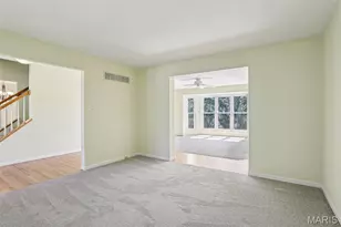 2940 Woodbridge Estates Dr, Saint Louis, MO 63129 - Photo 10