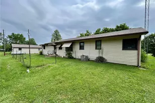 13 Kehner Rd, Shelbyville, MO 65565 - Photo 4