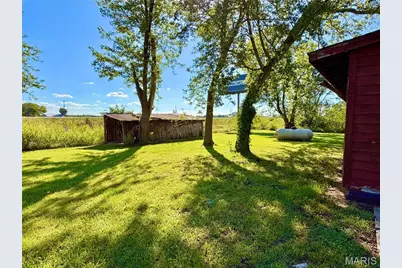 328 Booneslick Road, New Florence, MO 63363 - Photo 10