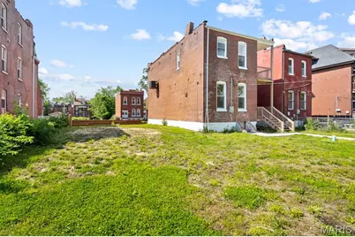 2032 E Adelaide Avenue, Saint Louis, MO 63106 - Photo 42
