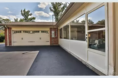 14327 Bramblewood Court, Chesterfield, MO 63017 - Photo 50