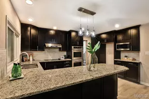 14327 Bramblewood Ct, Chesterfield, MO 63017 - Photo 10