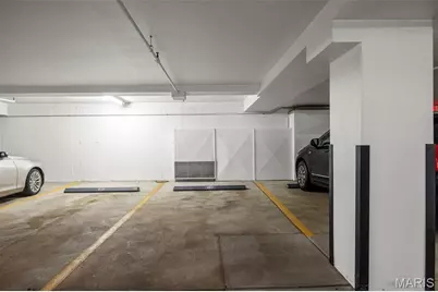 14300 Conway Meadows Court #302, Chesterfield, MO 63017 - Photo 36