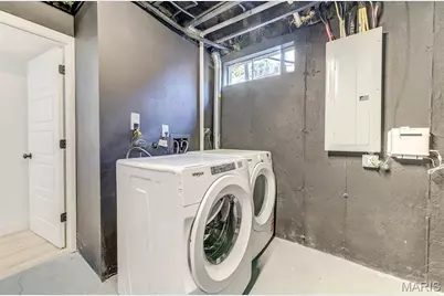 3645 Woodman Drive, Florissant, MO 63031 - Photo 36