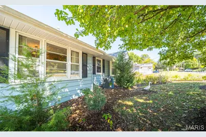 9911 Dennison Avenue, Overland, MO 63114 - Photo 34