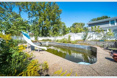 9911 Dennison Avenue, Overland, MO 63114 - Photo 36