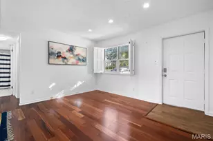 9196 Wrenwood Ln, Saint Louis, MO 63144 - Photo 4