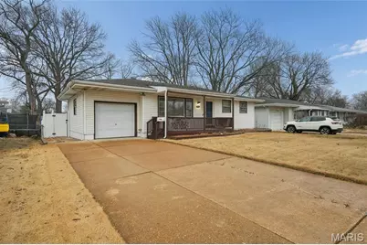 145 Ruth Drive, Florissant, MO 63031 - Photo 2